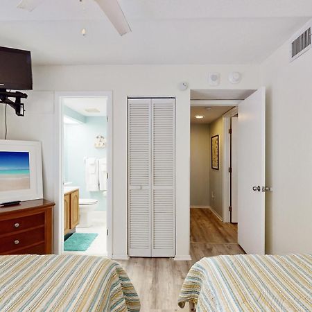 Ocean Breeze & Santa Maria Condos Fort Myers Beach Pokoj fotografie